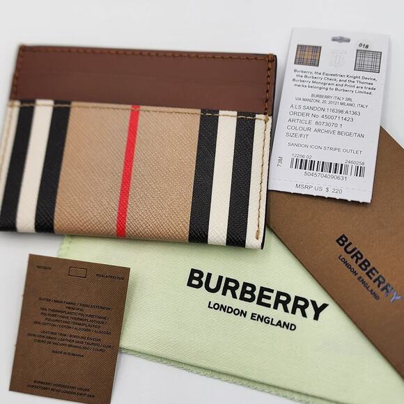 BURBERRY UNISEX CARD HOLDER - Picture 1 of 6